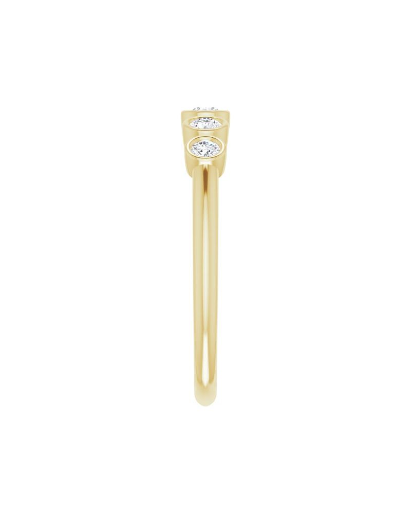 Anel Degradê com Cravação Bezel em Ouro 14k com Diamantes Naturais
