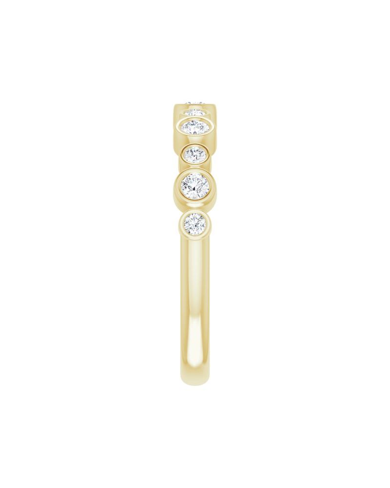 Anel com Cravação Bezel em Ouro 14k com Diamantes Naturais