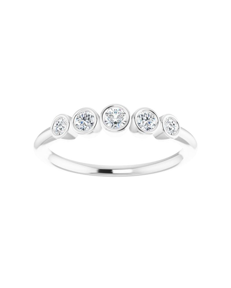 Anel Degradê com Cravação Bezel em Ouro 14k com Diamantes Naturais