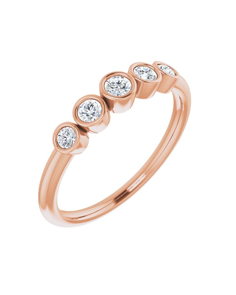 Anel Degradê com Cravação Bezel em Ouro 14k com Diamantes Naturais