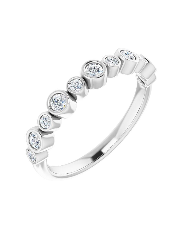 Anel com Cravação Bezel em Ouro 14k com Diamantes Naturais