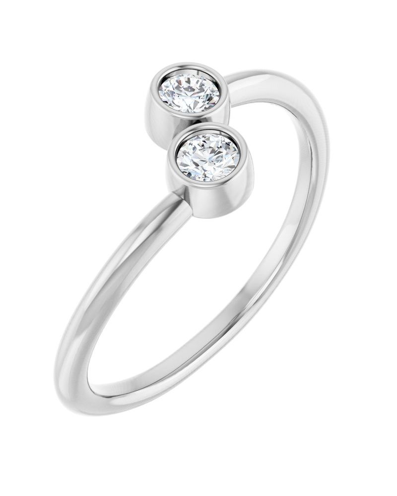 Anel Duas Pedras em Ouro 14k com Diamantes Naturais