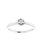 Anel Hexágono Empilhável em Ouro 14k com Diamantes Naturais