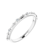 Anel Cruz com Cravação Bezel em Ouro 14k com Diamantes Naturais
