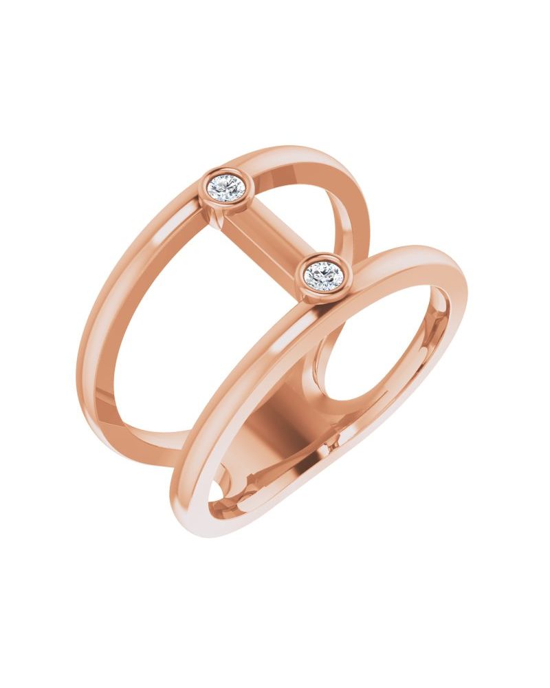 Anel Duas Pedras Vazado em Ouro 14k com Diamantes Naturais