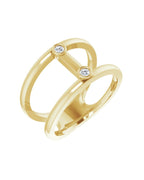 Anel Duas Pedras Vazado em Ouro 14k com Diamantes Naturais