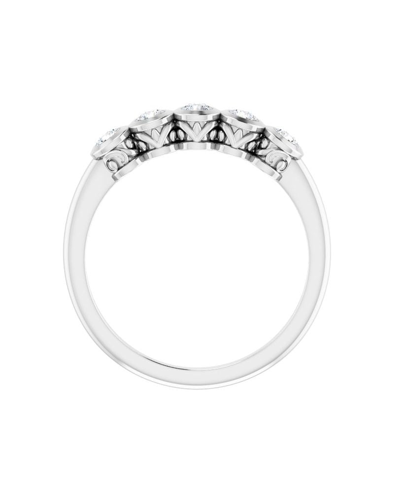 Anel Cinco Pedras com Cravação Bezel em Ouro 14k com Diamantes Naturais