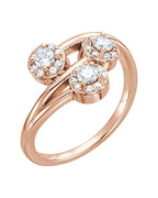 Anel Três Pedras Halo em Ouro 14k com Diamantes Naturais