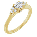 Anel de Noivado Laterais Cravejadas Modelo 2 – Amarelo 14k