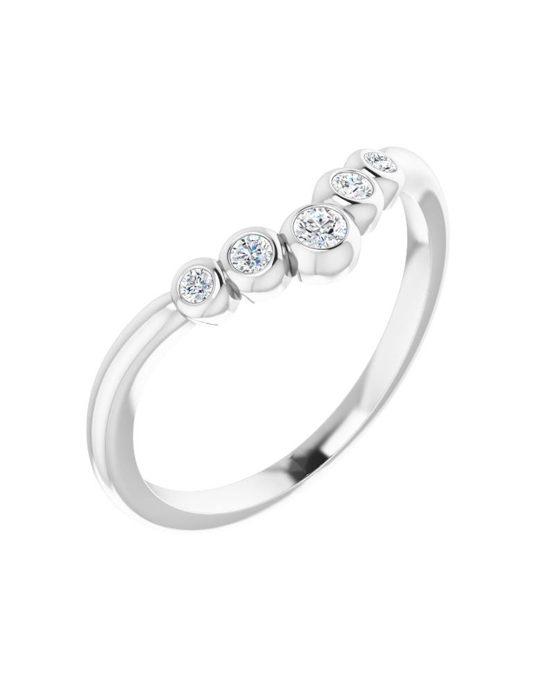 Anel em V com Cravação Bezel Degradê em Ouro 14k com Diamantes Naturais
