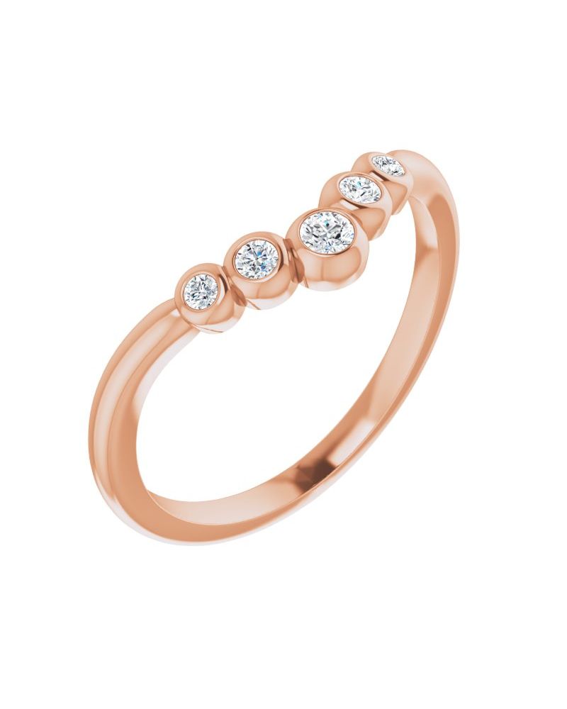 Anel em V com Cravação Bezel Degradê em Ouro 14k com Diamantes Naturais