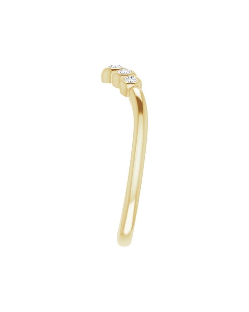 Anel em V com Cravação Bezel Degradê em Ouro 14k com Diamantes Naturais