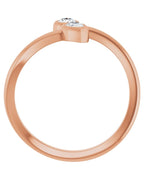 Anel Bypass com Cravação Bezel em Ouro 14k com Diamantes Naturais