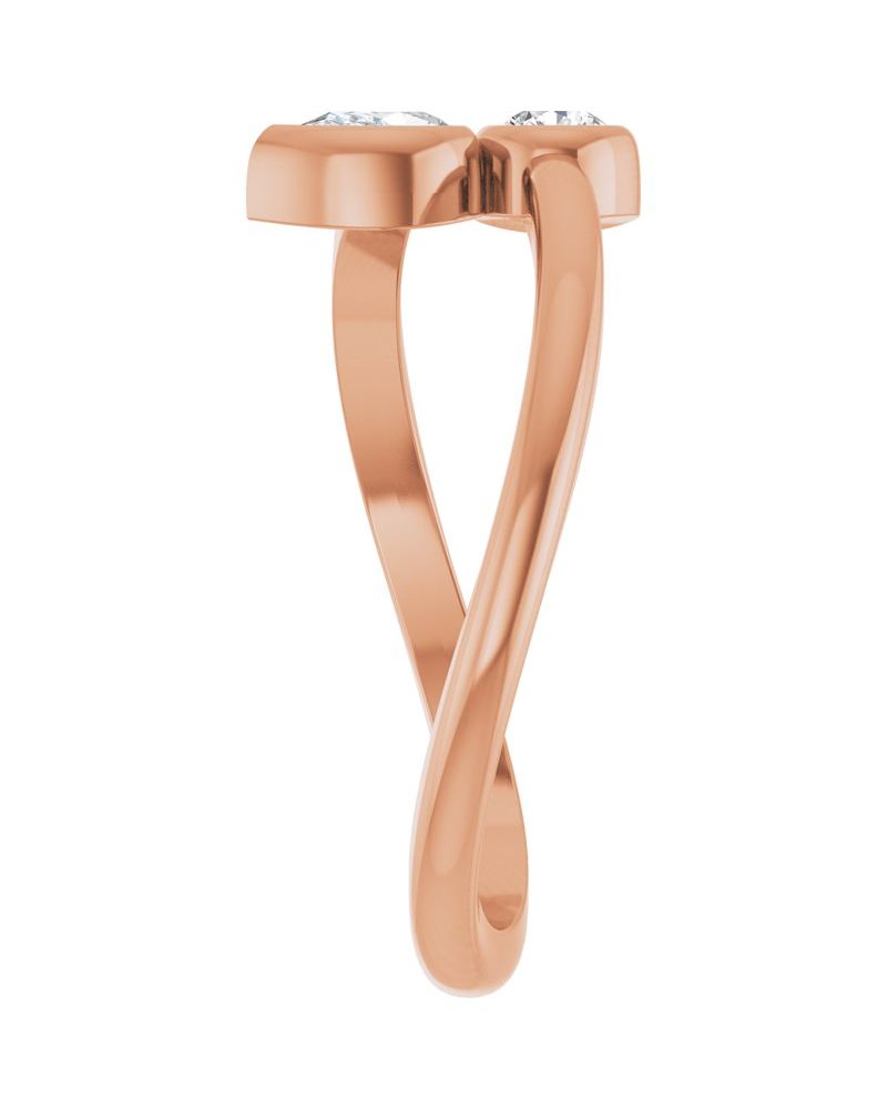 Anel Bypass com Cravação Bezel em Ouro 14k com Diamantes Naturais