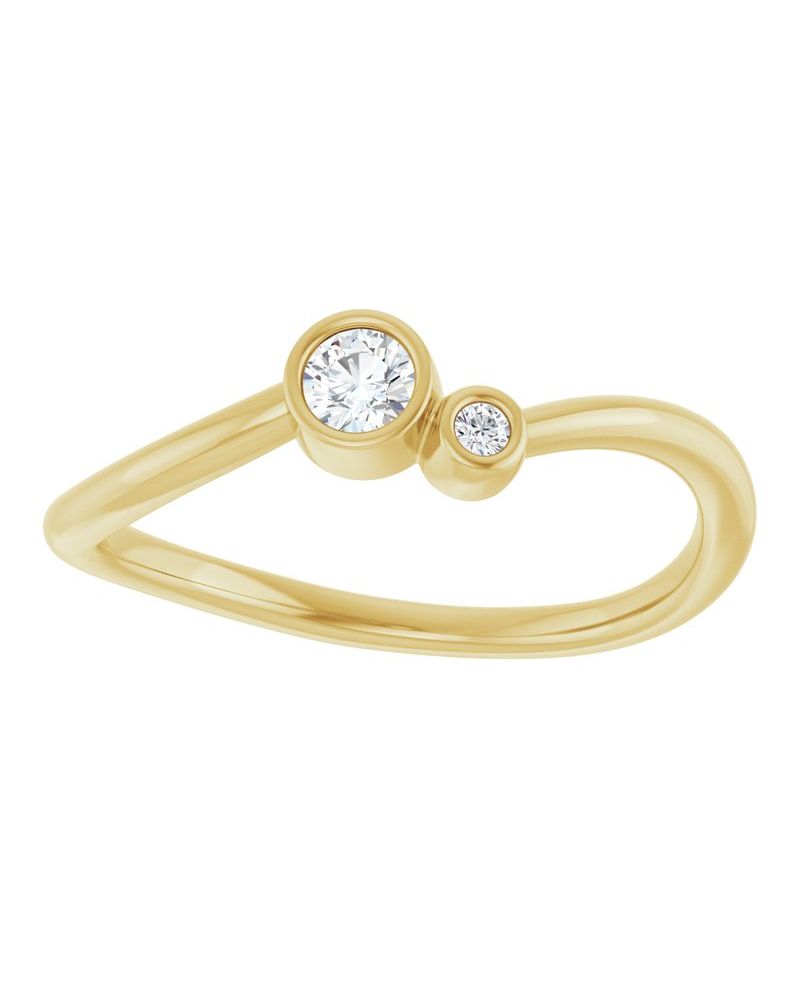 Anel Cravejado com Cravação Bezel em Ouro 14k com Diamantes Naturais