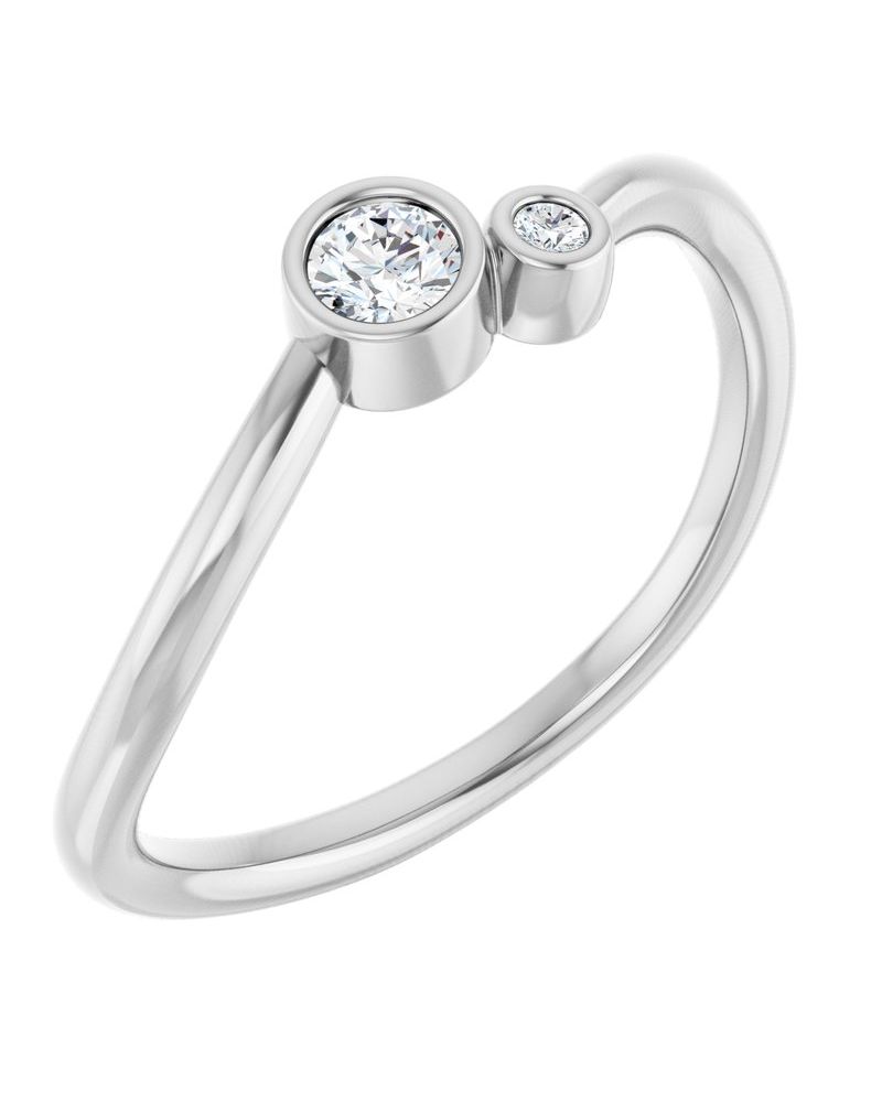 Anel Cravejado com Cravação Bezel em Ouro 14k com Diamantes Naturais