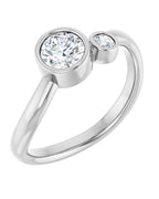 Anel Cravejado com Cravação Bezel em Ouro 14k com Diamantes Naturais