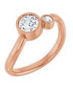 Anel Cravejado com Cravação Bezel em Ouro 14k com Diamantes Naturais