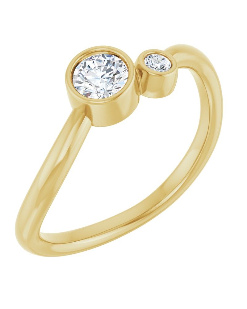 Anel Cravejado com Cravação Bezel em Ouro 14k com Diamantes Naturais