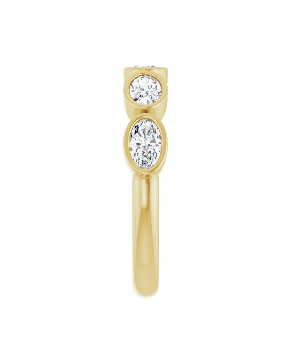 Anel com Diamantes Ovais em Ouro 14k – Cravação em Aro – Amarelo 14k