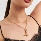 Colar Folheado a Ouro com Pingente de Laço Liso