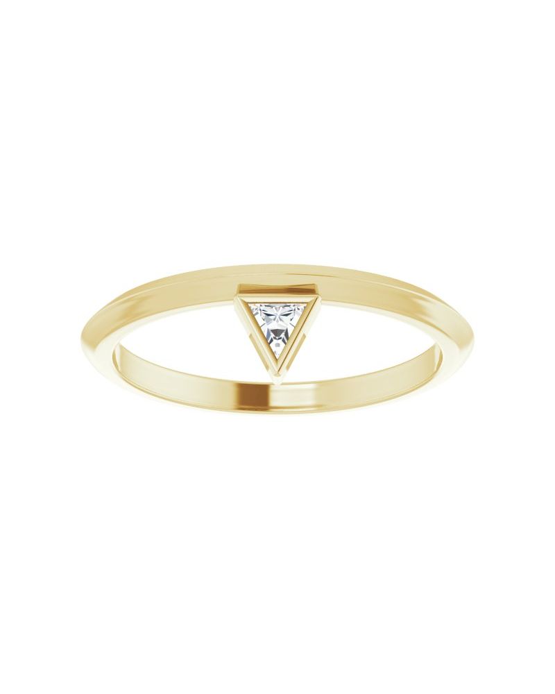 Anel com Cravação Bezel Empilhável em Ouro 14k com Diamantes Naturais – Modelo 2