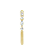 Anel Meia Aliança em Ouro 14k com Diamantes Navete e Brilhante – Amarelo 14k