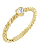 Anel Coração Torcido Empilhável com Cravação Bezel em Ouro 14k com Diamantes Naturais
