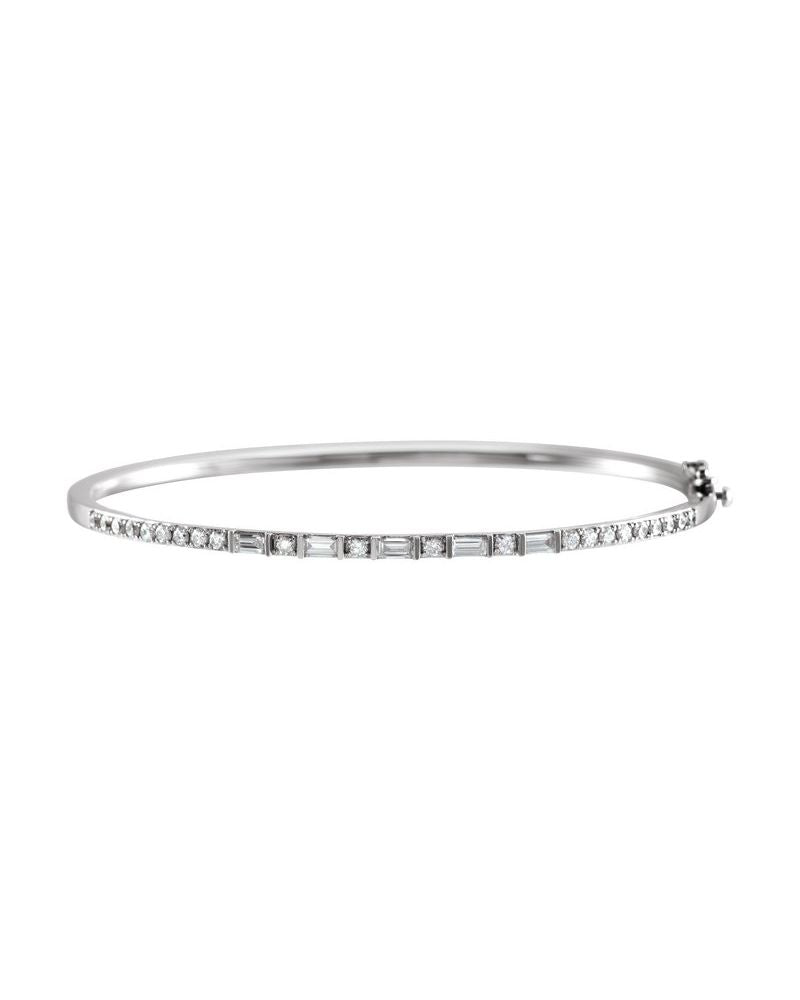 Bracelete Rígido Cravejado em Ouro 14k com Diamantes Naturais – Modelo 3
