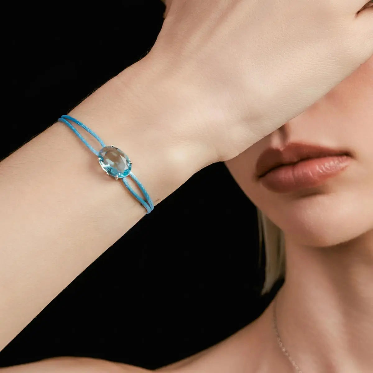 Pulseira de Prata 925 Regulável em Fio Encerado com Cristal