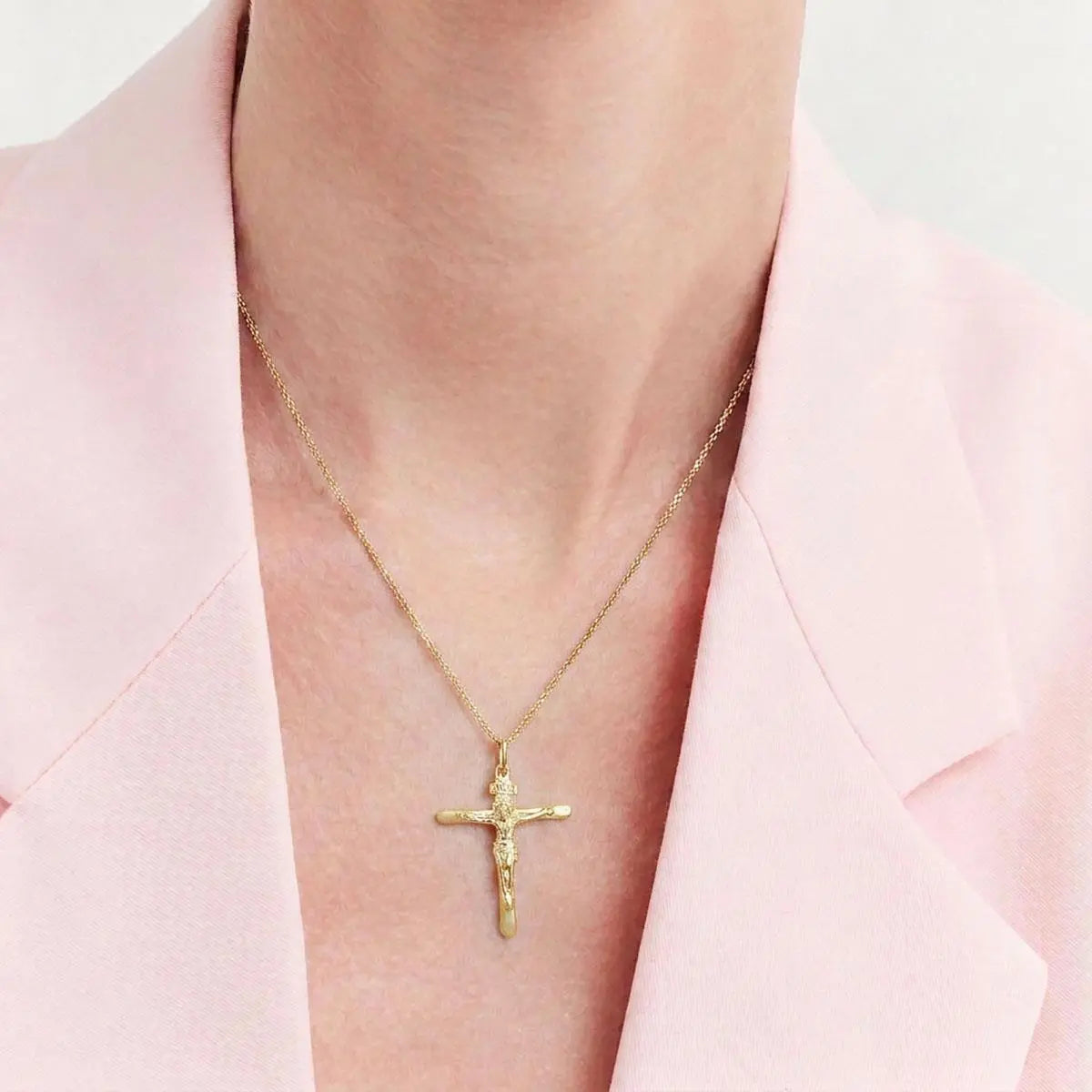 Pingente de Prata 925 Banhada a Ouro Imagem Jesus Cristo em Cruz