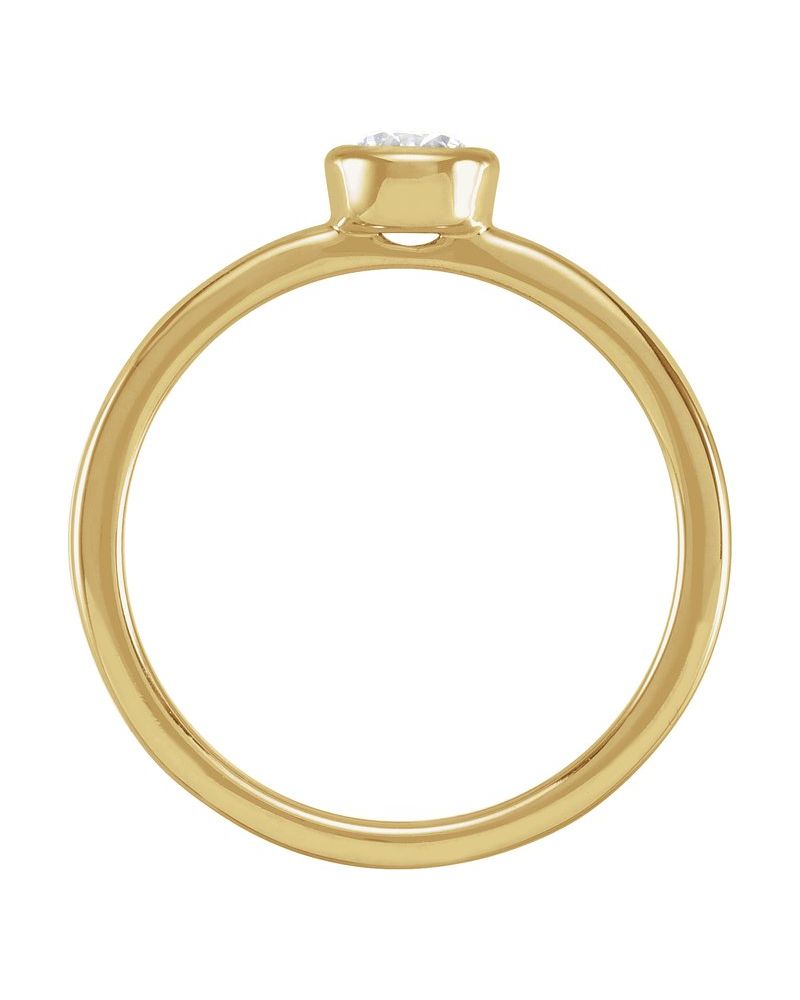 Anel com Cravação Bezel em Ouro 14k com Diamantes de Laboratório