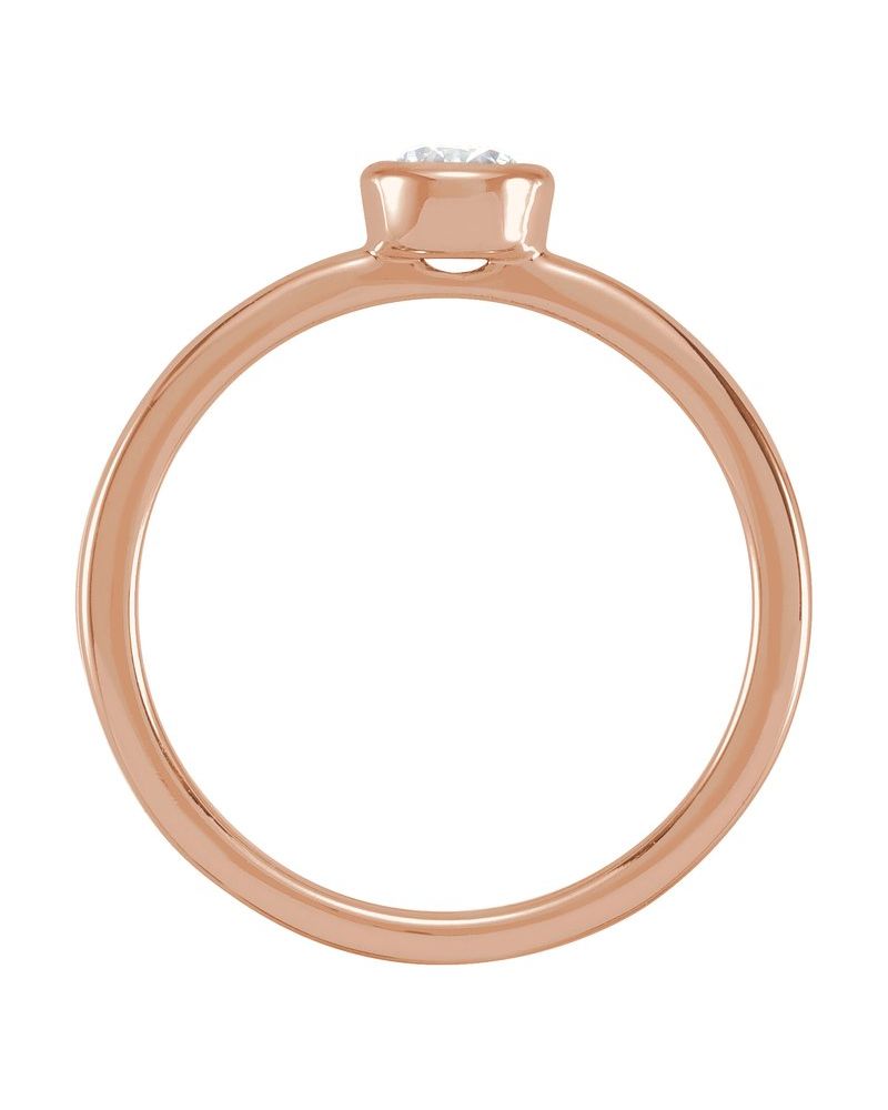 Anel com Cravação Bezel em Ouro 14k com Diamantes de Laboratório