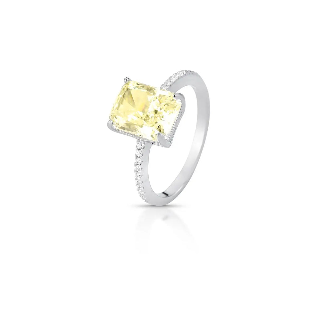 Anel de Prata 925 com Cristal Retangular e Zircônias