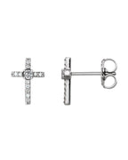 Brinco Cruz Cravejado em Ouro 14k com Diamantes Naturais