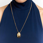 Colar Folheado a Ouro com Pingente de Gota Facetado e Abaulado