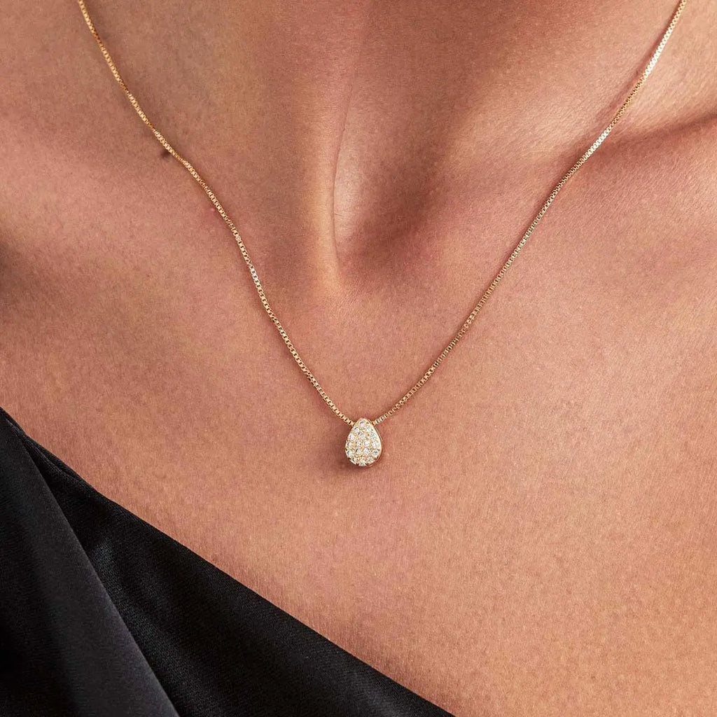 Conjunto Brinco e Colar com Pingente de Gota em Zircônias