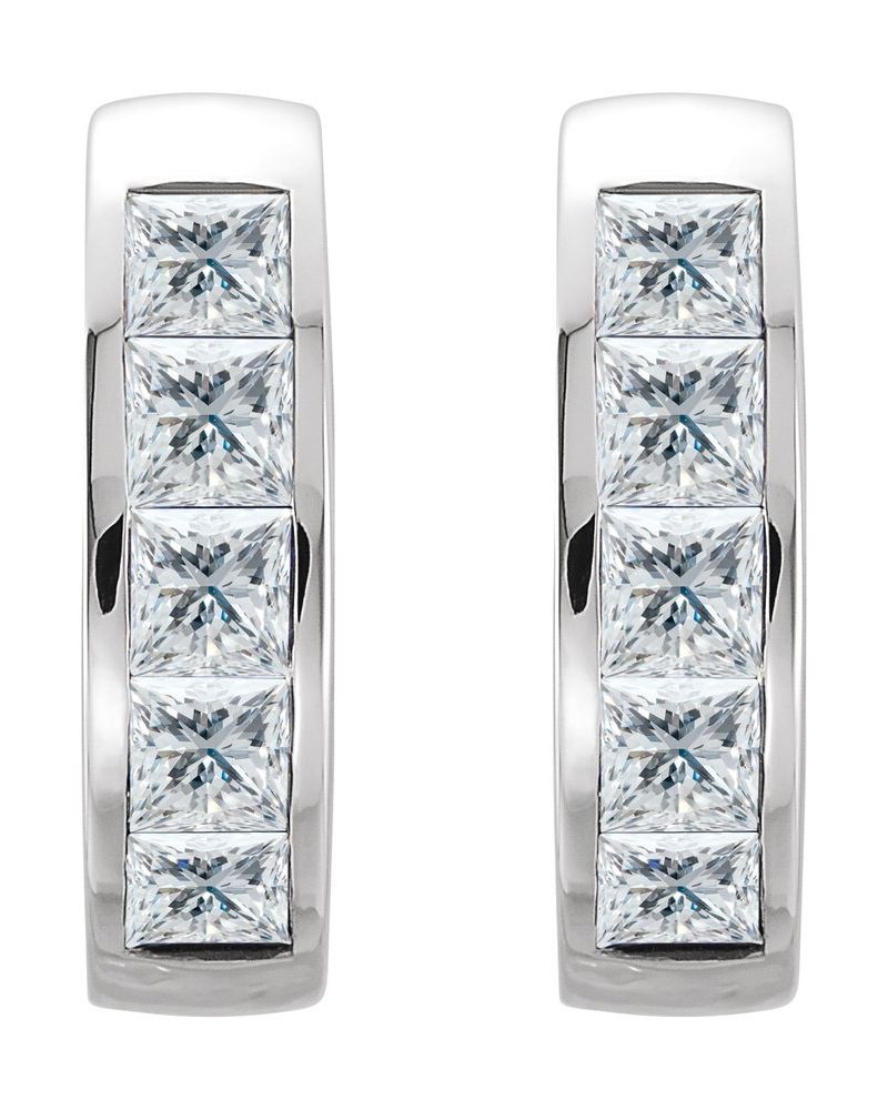 Brinco de Aro com Cravação Trilho em Ouro 14k com Diamantes Naturais