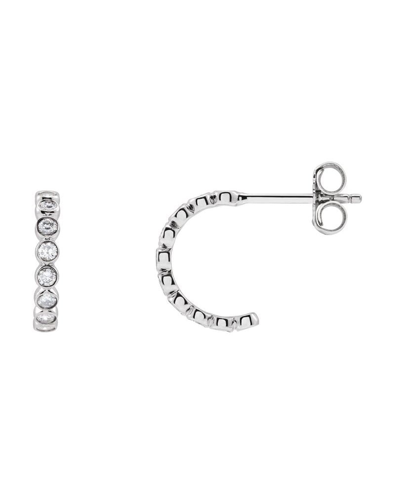 Brinco de Aro com Cravação Bezel em Ouro 14k com Diamantes de Laboratório