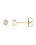 Brinco Ponto de Luz Oval com Cravação Bezel em Ouro 14k com Diamantes de Laboratório