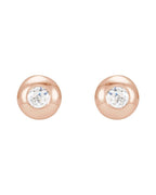 Brinco Ponto de Luz Redondo com Cravação Bezel em Ouro 14k com Diamantes Naturais