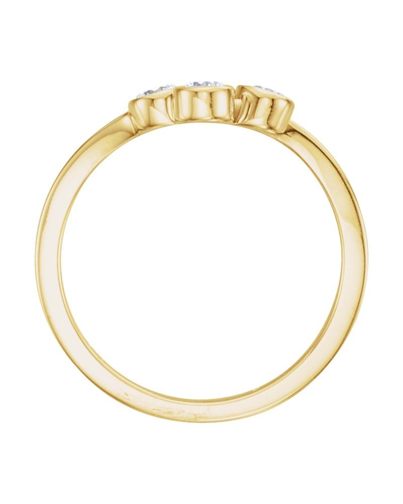 Anel Três Pedras com Cravação Bezel em Ouro 14k com Diamantes Naturais – Modelo 5