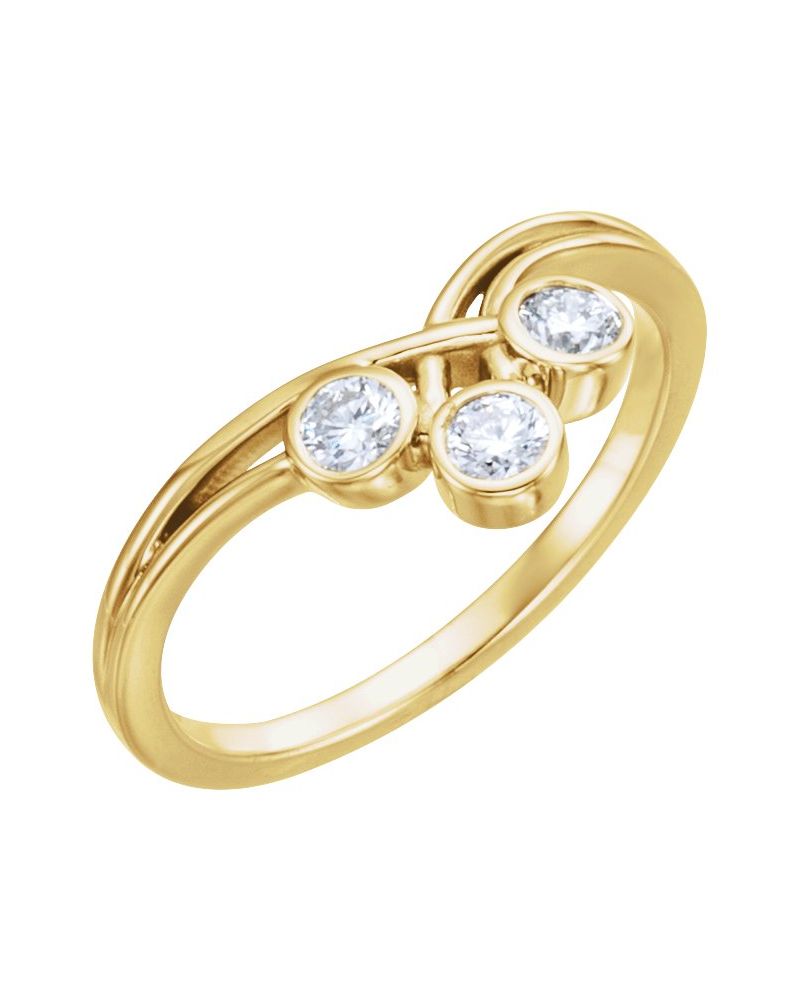 Anel Três Pedras com Cravação Bezel em Ouro 14k com Diamantes Naturais – Modelo 5