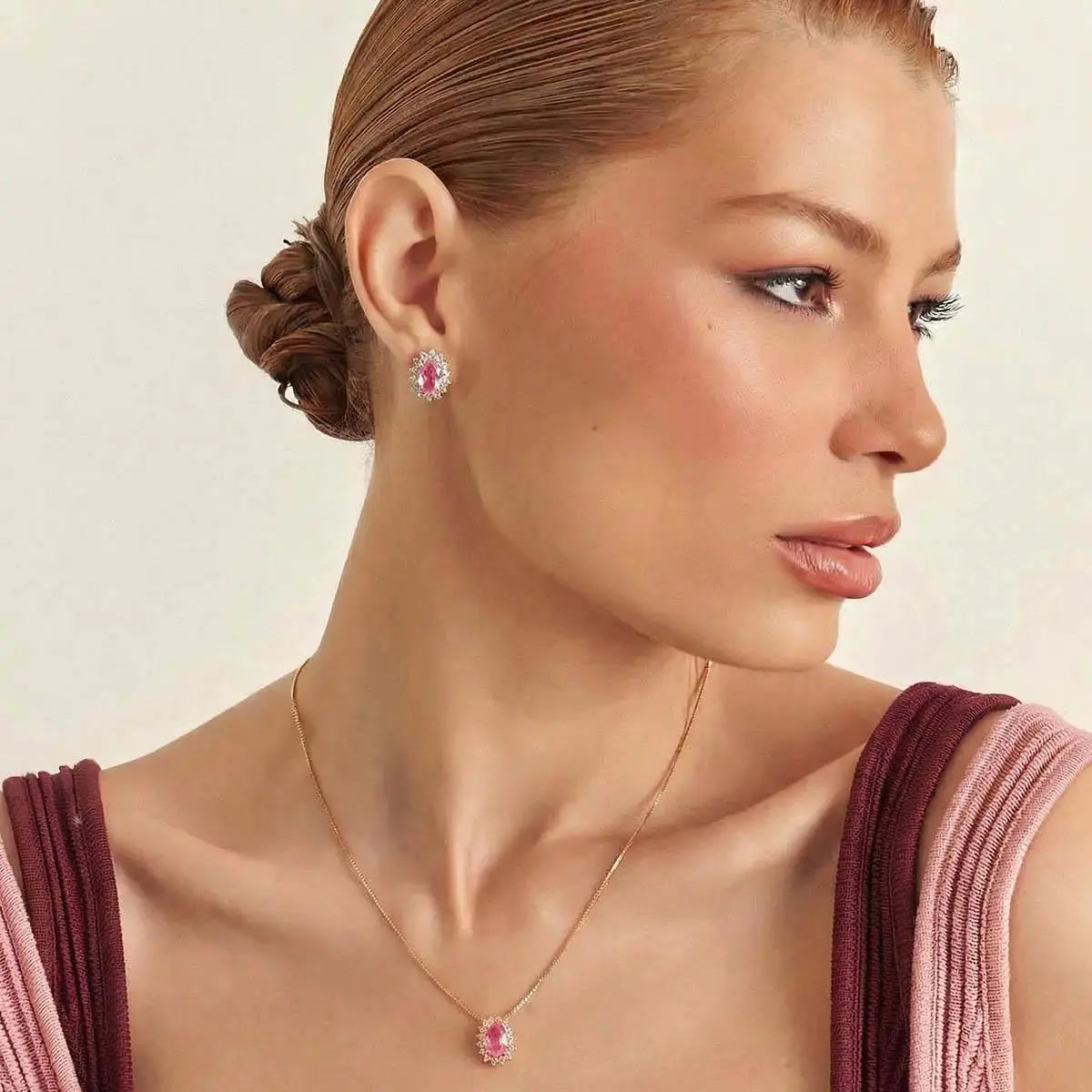 Conjunto Brinco e Colar com Cristal Oval e Zircônias