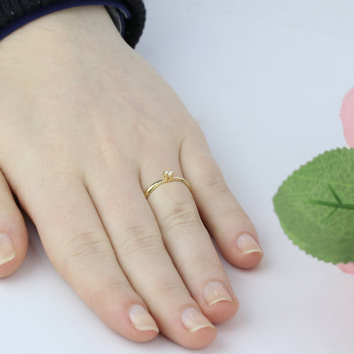 Anel Aro Abaulado Solitário Zircônia Branca 2,5 mm em Ouro 18K