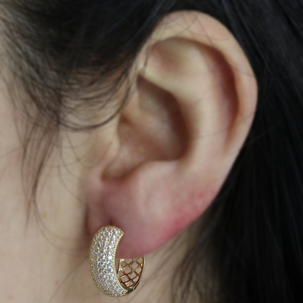 Brinco Argola Pavê Zircônias Brancas em Ouro 18K