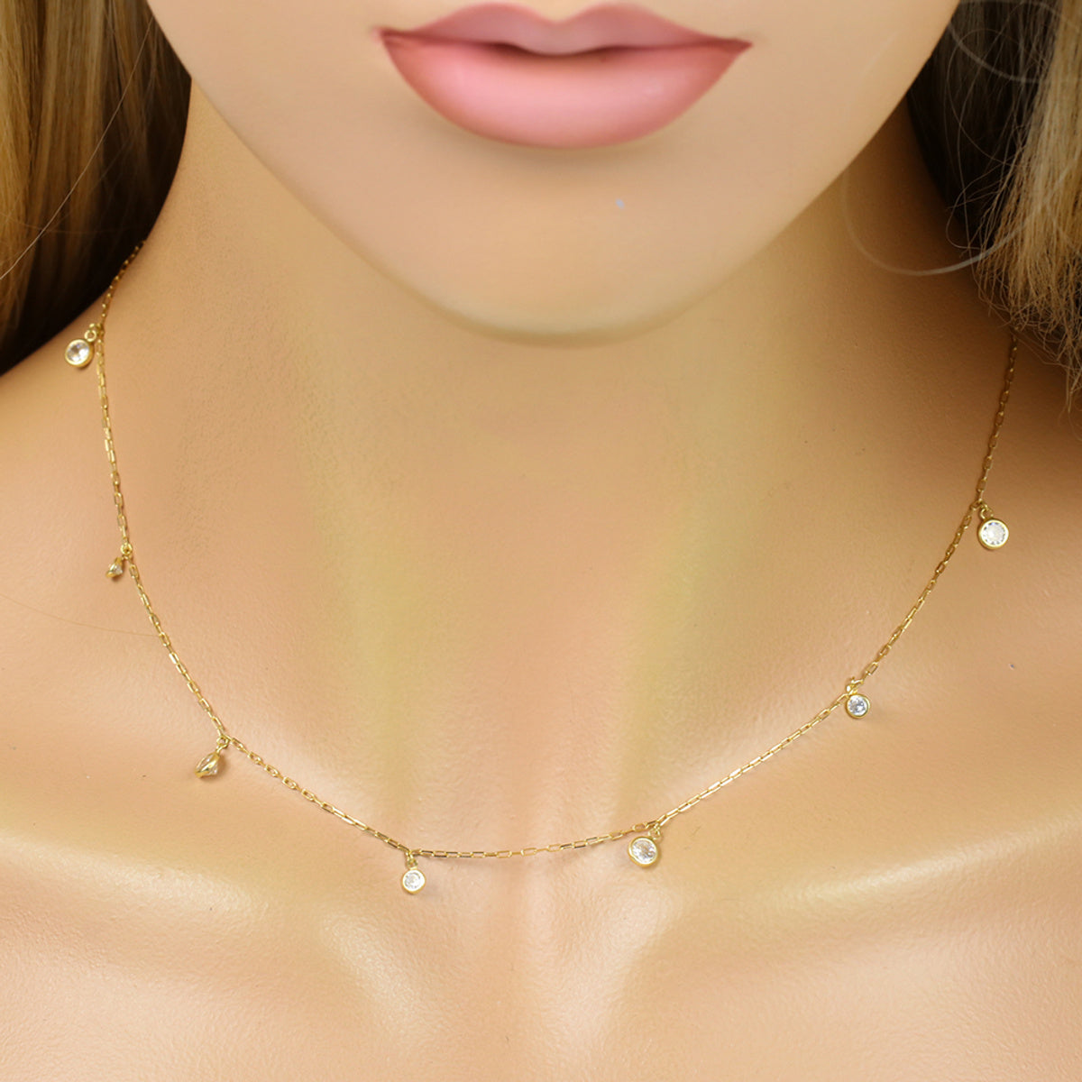 Corrente de Elos da Rainha Zircônias Brancas 3 mm 42 cm em Ouro 18K