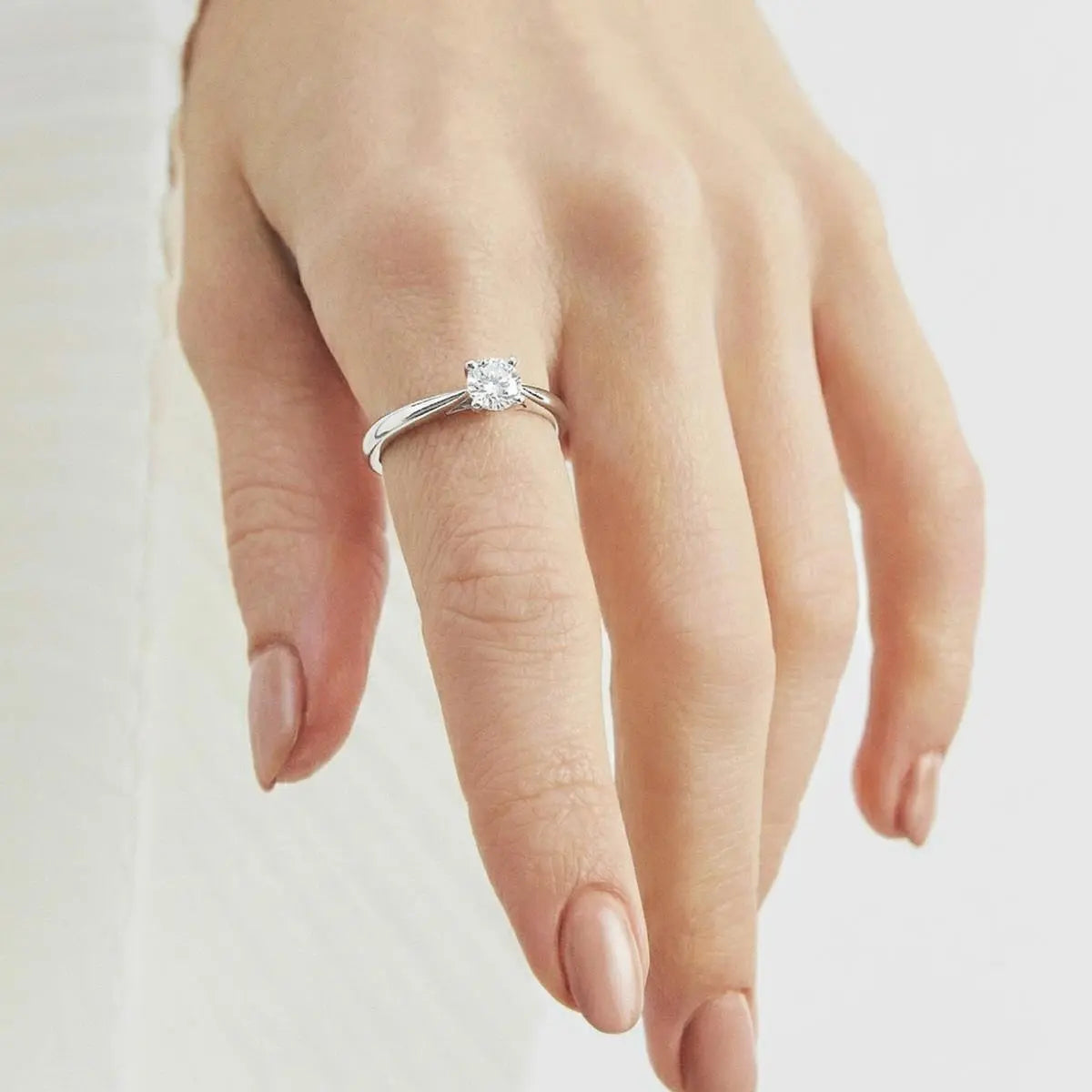 Anel de Prata 925 Solitário com Pedra Moissanite 5mm