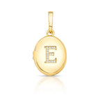 Pingente Folheado a Ouro Oval Relicário Letra "E" com Zircônias e Fecho
