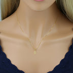 Pingente Anjo Pequeno Liso Vazado em Ouro 18K